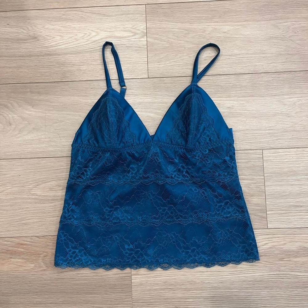Blue Cami Tank Top‎ Floral Lace Women M Fairy Coquette Soft Glam Balletcore Y2K